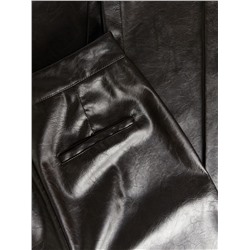 Hose aus Kunstleder