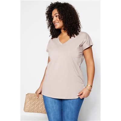 Vizon Boyfriend V Yaka Yırtmaçlı %100 Pamuk Örme T-Shirt TBBSS22BF0036