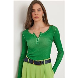 Olalook Kadın Yıkamalı Yeşil Patlı Kaşkorse Bluz BLZ-19000588
