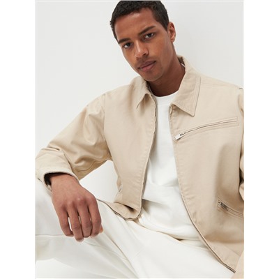 Jacke mit Kragen