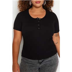 Siyah Havuz Yaka Çıtçıtlı Crop Örme Büyük Beden Bluz TBBSS23AF00062