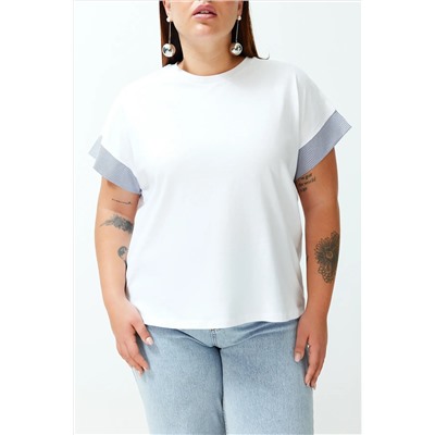 Beyaz Oversize Kolda Çizgili Poplin Kumaş Detaylı %100 Pamuk Örme Büyük Beden T-Shirt TBBSS24BF00001
