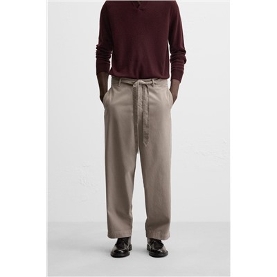PANTALÓN ESTRUCTURA CINTURÓN