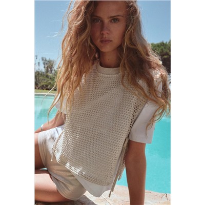 T-SHIRT WITH METALLIC THREAD VEST