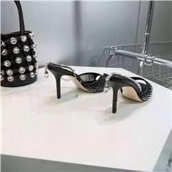 Более открытый вариант босоножек Jimmy Choo   Коллекция: Весна-Лето’24   Материалы: сетка инкрустированная кристаллами Swarovski, стелька из овечьей кожи Высота каблука: 9,5 см