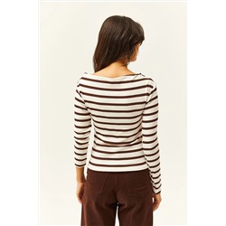 Olalook Kadın Acı Kahve Premium Soft Touch Kayık Yaka Esnek Bluz BLZ-19002448