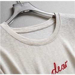 Футболка с бархатным принтом