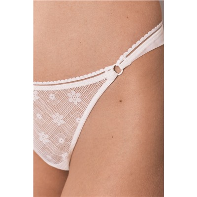 Braga brasileña encaje y tul blanco