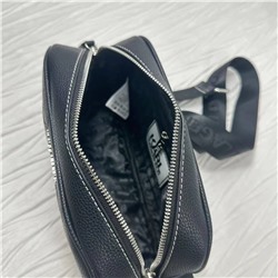 Новинка 2024 года, сумка из искусственной кожи  Karl Lagerfeld  Цвет на фото  Размер 24х15х8