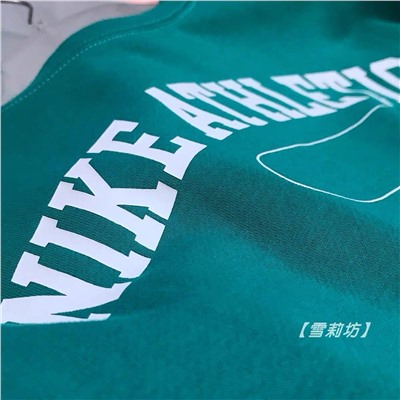 Женский оверсайз свитшот в красивом изумрудном цвете  Nik*e