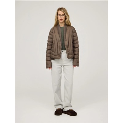 Коричневая стеганая куртка