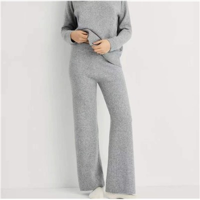 Женский костюм  Пуловер + штаны МАНГ*О