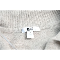 Женский вязаный свитер