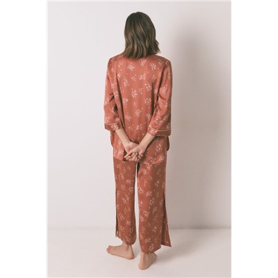 Pijama camisero largo satén naranja