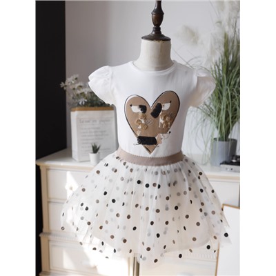 Комплект футболка + юбка. Идеально на лето