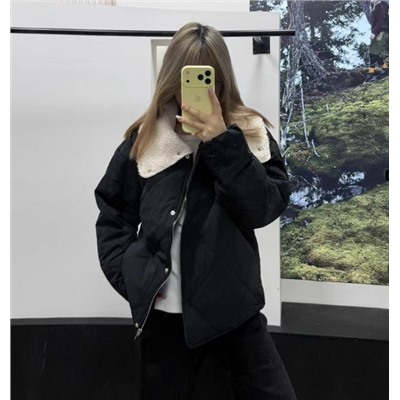 Пальто из хлопка свободного кроя с ромбовидной стёжкой и меховым воротником