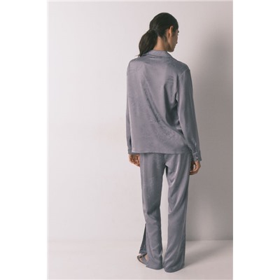 Pijama camisero largo satén jacquard gris