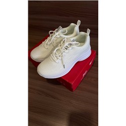 Кроссовки для спортзала/очень легкие