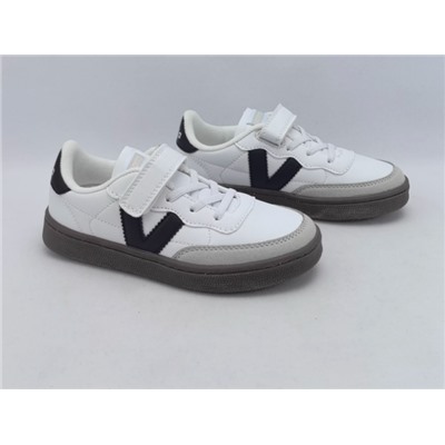 Кроссовки для мальчиков и девочек