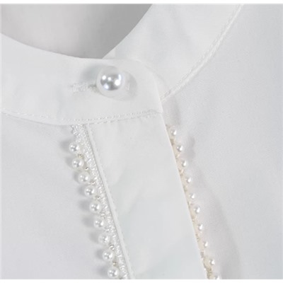 Женская нежная хлопковая рубашка с перламутровым украшением