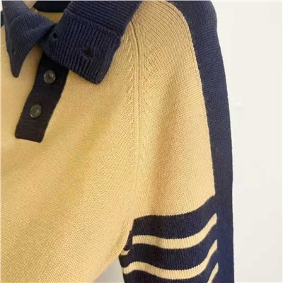 Свободный свитер