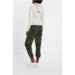 Chaqueta vaquera slim capucha