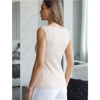 Топ из трикотажа в широкий рубчик