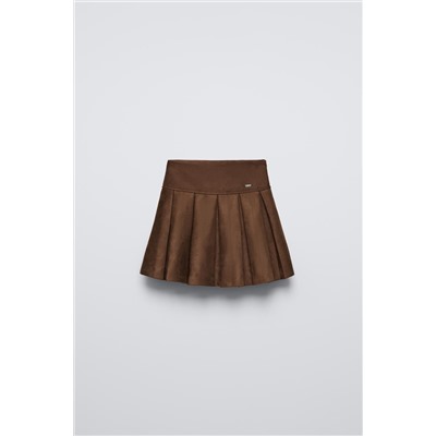 FAUX SUEDE BOX PLEAT SKIRT