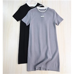 Приталенное двухслойное трикотажное платье  МО*КО