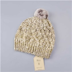 Модная шапка