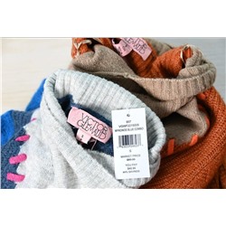 Женский трикотажный свитер