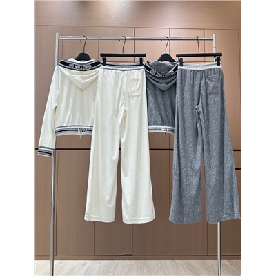 Костюм люкс