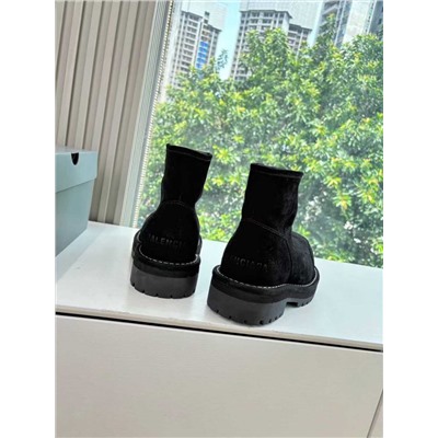 Зимние ботинки в оригинальном стиле  БАЛЕНСИАГ*А