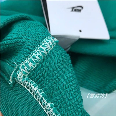 Женский оверсайз свитшот в красивом изумрудном цвете  Nik*e