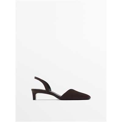 Heeled satin shoes
