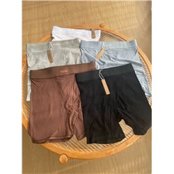 Женские шорты с утягивающим эффектом СКИМ*С