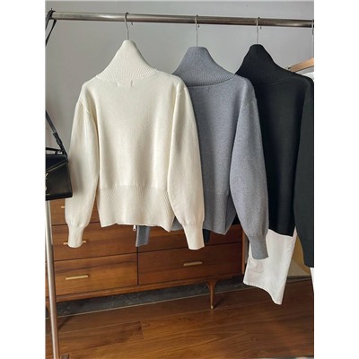 Женский свитер на молнии  КО*С