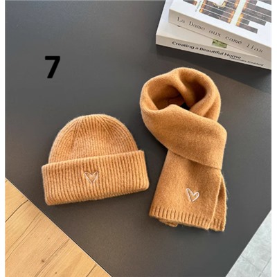 Шапка и шарф для мальчиков/девочек. Размер 2-10 лет