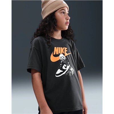 Nike Sportswear Big Kids' T-Shirt