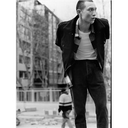 Jeans im Carrot-Fit mit tieferem Schritt