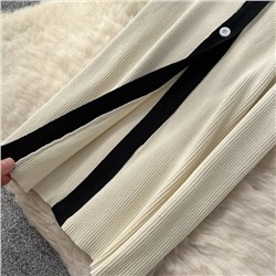 Трикотажное платье с контрастной окантовкой  6 цветов