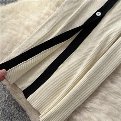 Трикотажное платье с контрастной окантовкой  6 цветов