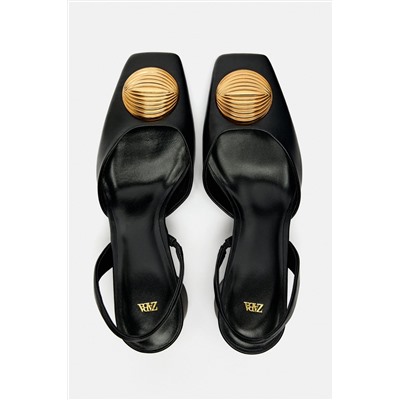 КОЖАНЫЕ ТУФЛИ С ОТДЕЛКОЙ