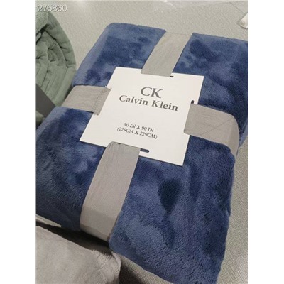 Большой плюшевый плед  Calvi*n Klei*n