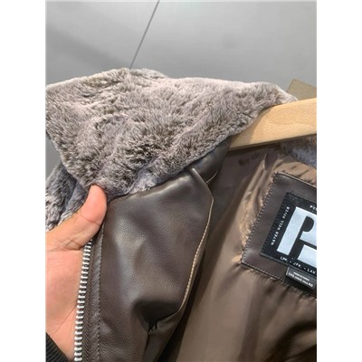 Мужская меховая куртка   Pul*l & Bea*r