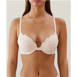 Sujetador ultra push-up de encaje rosa palo