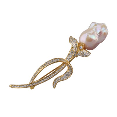 Брошь Барокко (жемчуг лососевый 16мм, белый фианит; покрытие золото), Есть комплект