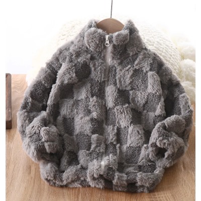 Пушистая кофта.