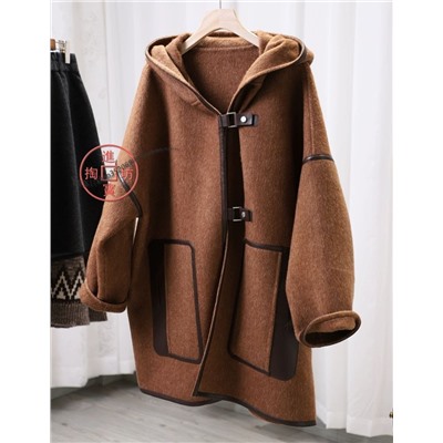 Женское пальто  Fabriqu*e