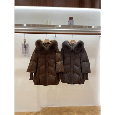 Пуховик  пух перо .мех натуральная лиса .